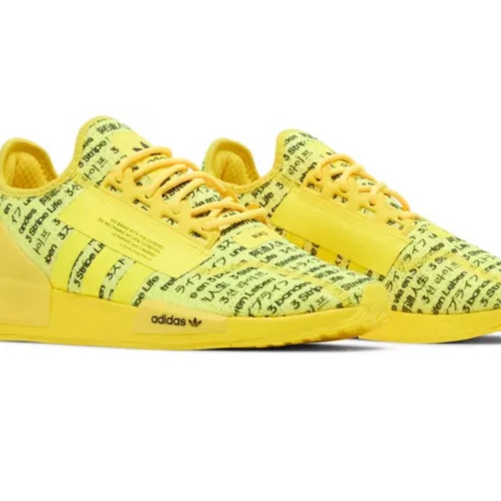 ADIDAS NMD_R1 V2 'All Over Print. Youth size 6 1/2 (Big Kid shoes). Women’s 8,5.